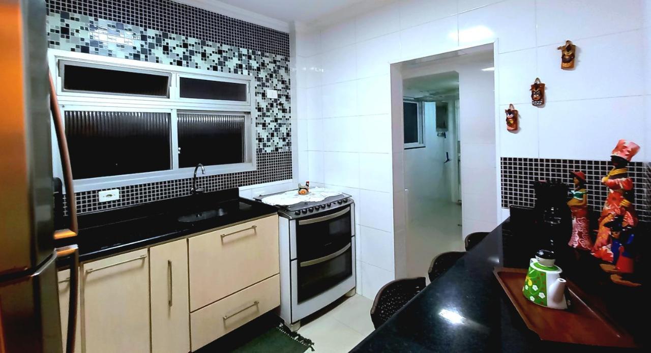 شقة Apartamento Guaruja, Praia Asturias Aconchegante المظهر الخارجي الصورة